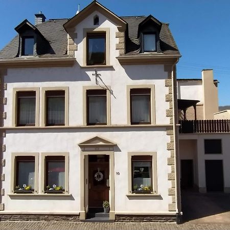 Ferienhaus Treis Neef Ngoại thất bức ảnh