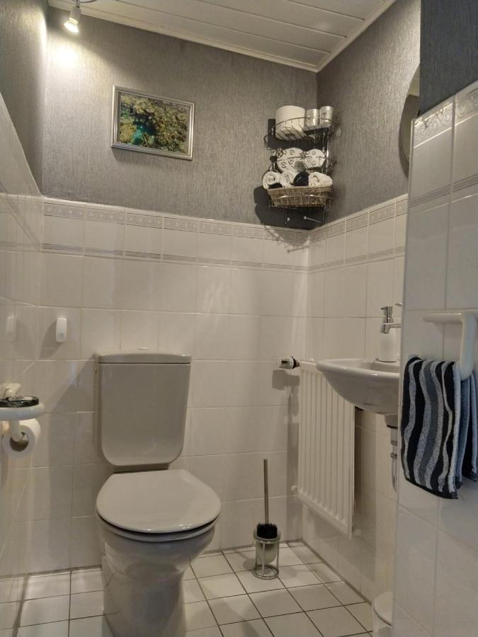 Ferienhaus Treis Neef Ngoại thất bức ảnh
