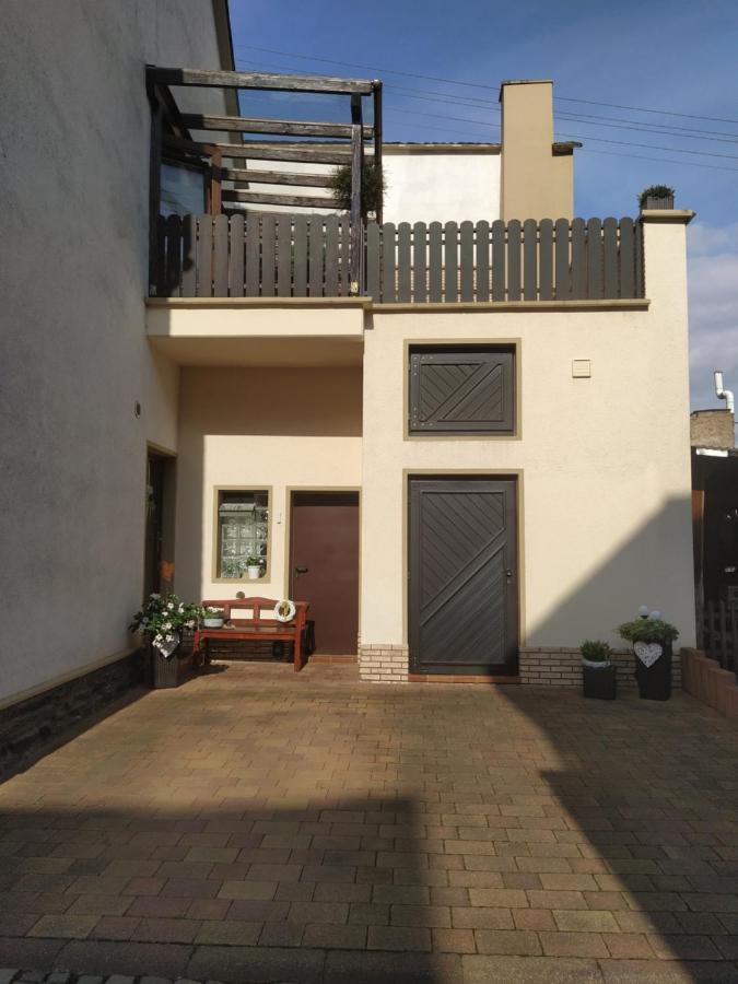 Ferienhaus Treis Neef Ngoại thất bức ảnh
