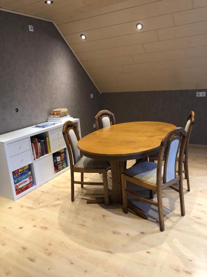 Ferienhaus Treis Neef Ngoại thất bức ảnh